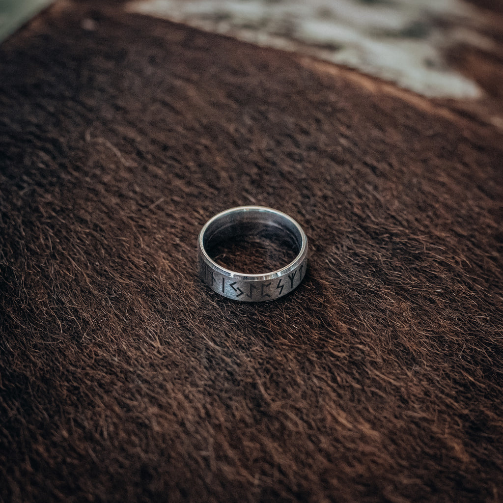 Anillo Inscripción vikinga III