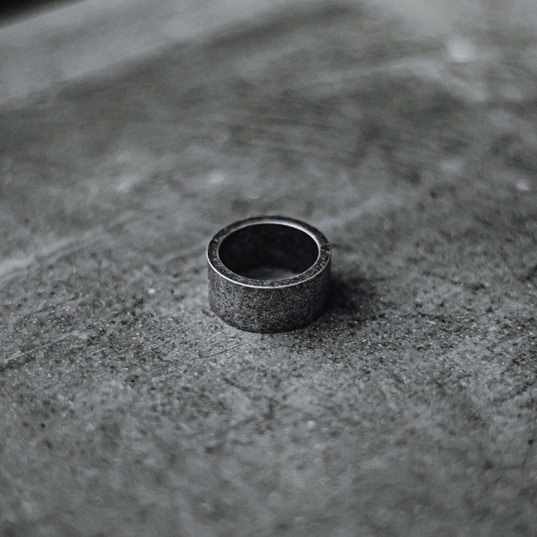 Light simple ring